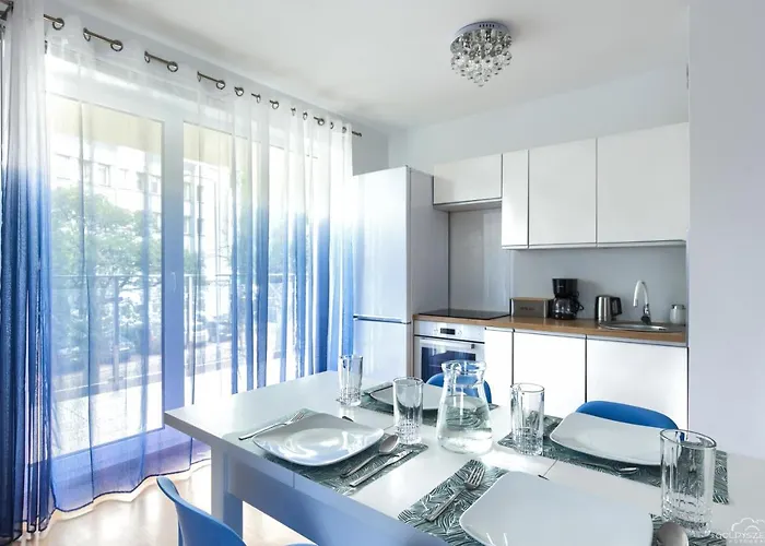 Horyzont - Osiedle Bursztynowe 아파트 코워브제크